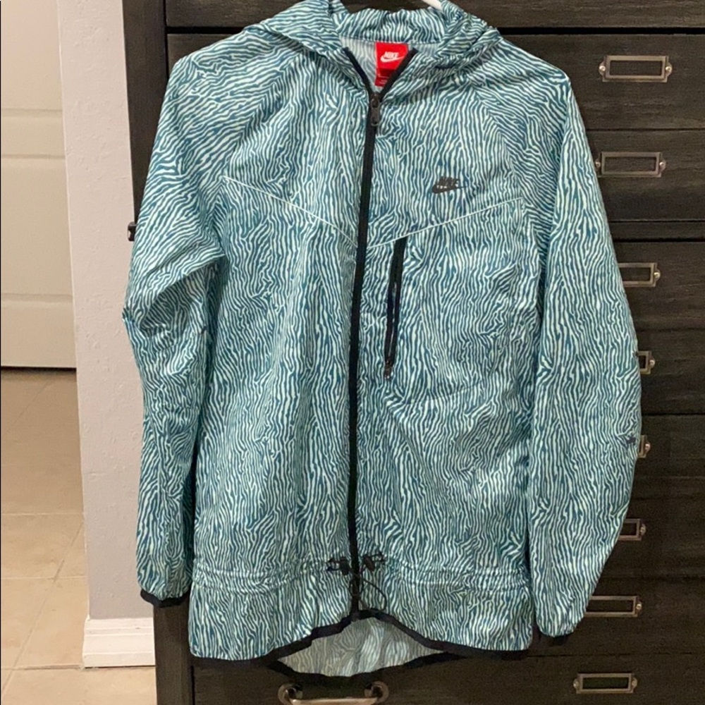 NIKE Women Windbreaker Blacklight Zip Jacket